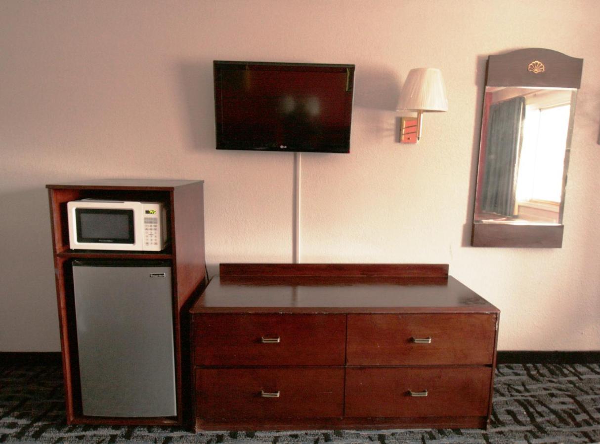 Economy Inn Хардивилл Экстерьер фото